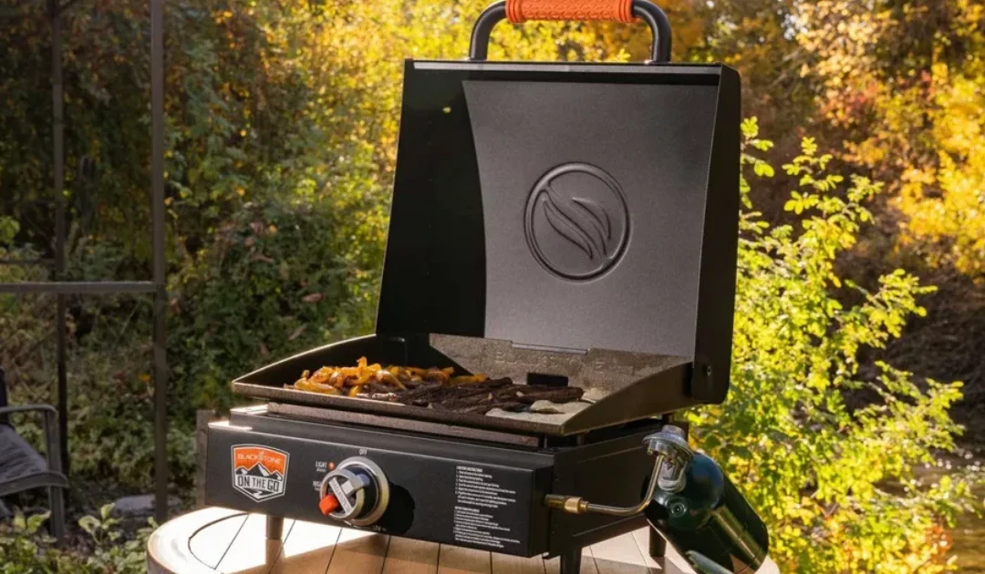 Blackstone On-The-Go Tabletop Griddle with Hood SOLO $89.99 (Reg. $150)