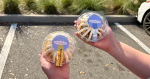 Cupón de Nothing Bundt Cakes - Compra 1, Llévate 1 GRATIS