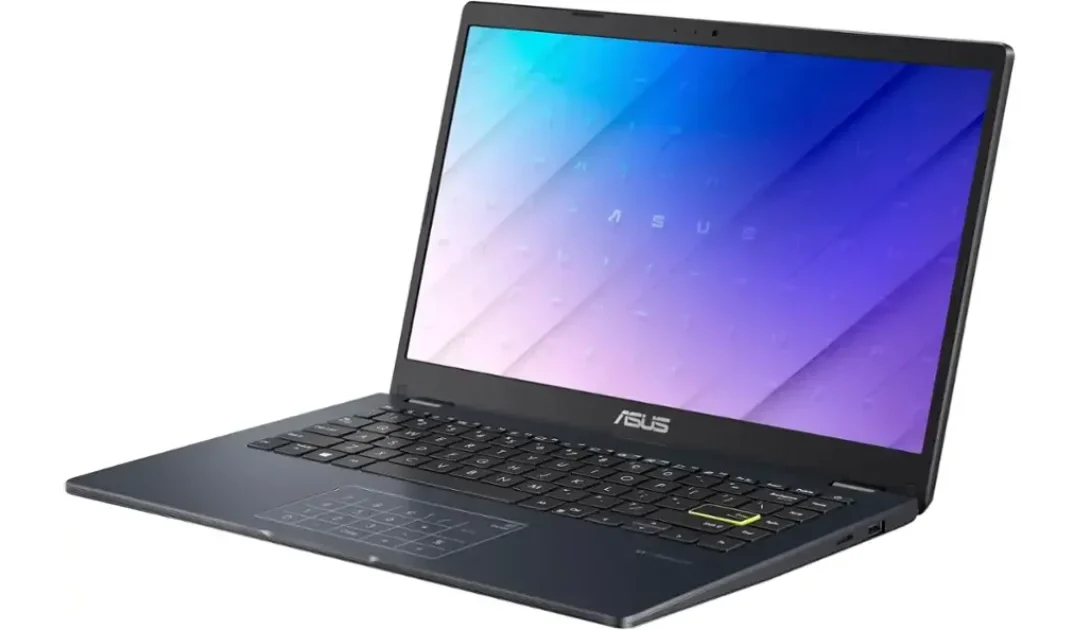 ASUS Vivobook Go 14 FHD Laptop 14-In a solo $119.99 (Reg. $200)