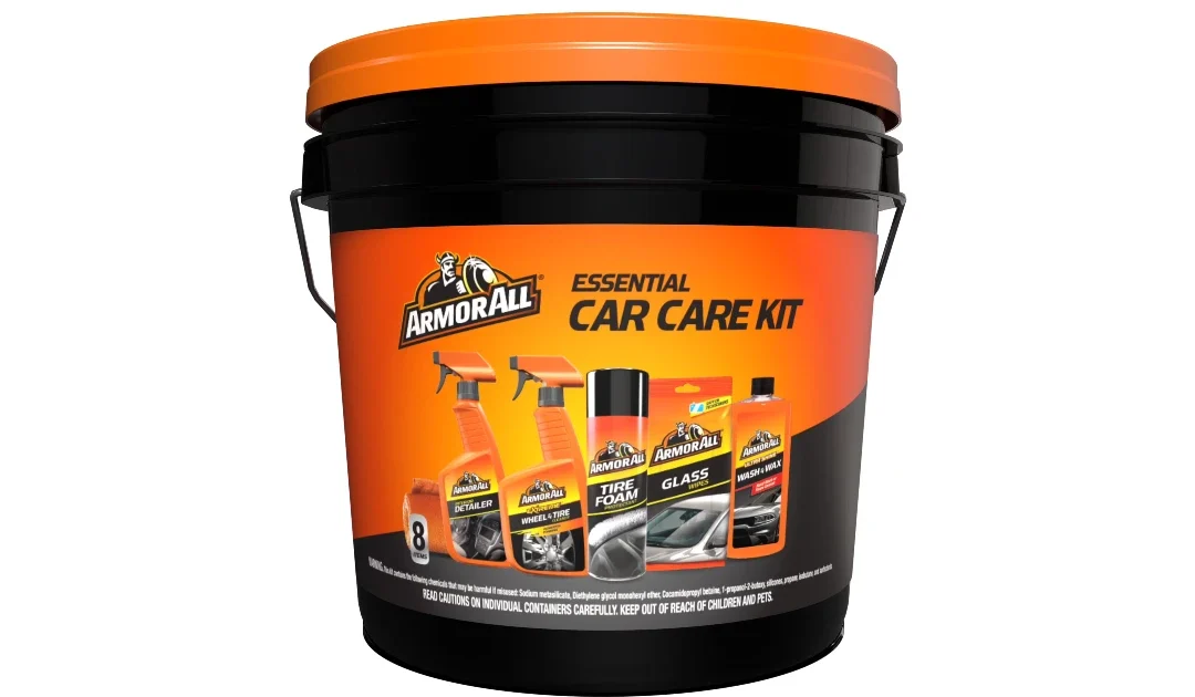Armor All Car Cleaning Kit for Car Detailing Set de 8-Piezas ONLY $17.97 (Reg $31)