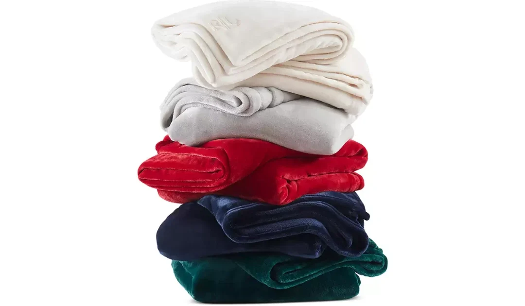 Lauren Ralph Lauren Micromink Plush Blanket SOLO $24.94 (Reg $90) – CUALQUIER Tamaño