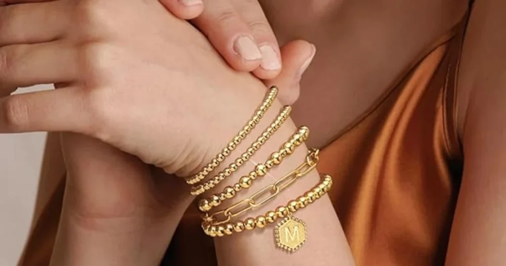 Set de Pulseras de oro 5-Piezas en Amazon
