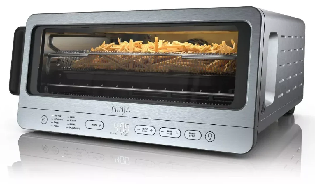 Ninja Flip Toaster Oven & Air Fryer 8-en-1 SOLO $149.99 en Target