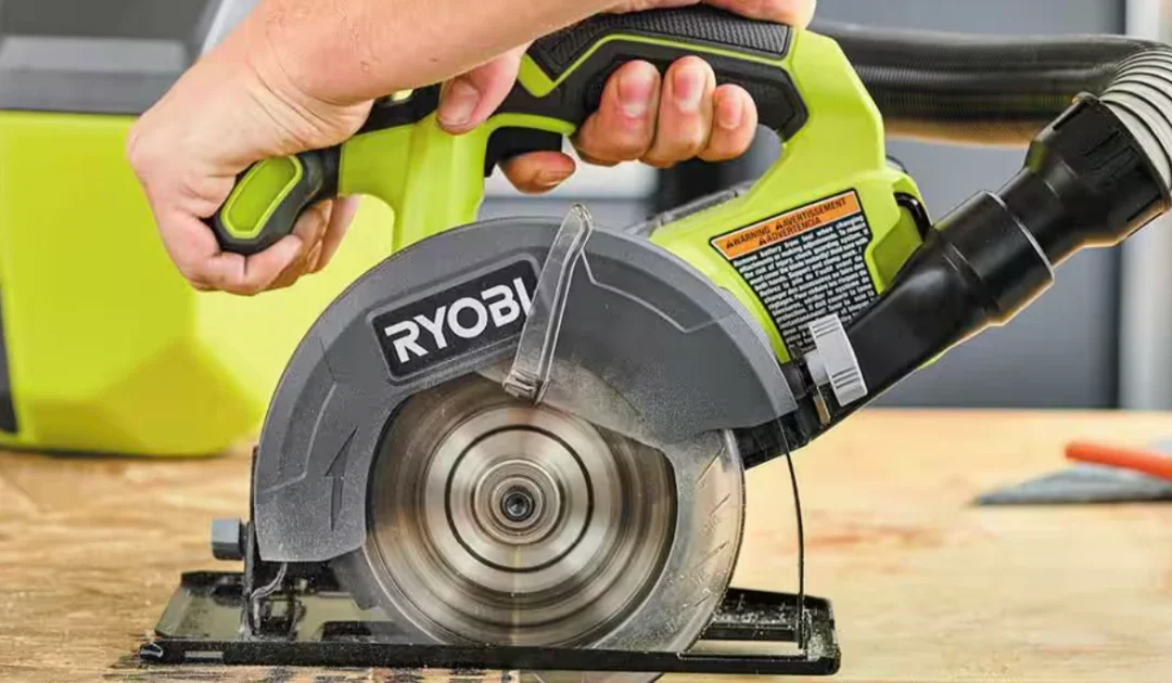 Ryobi 18V Circular Saw Kit a SOLO $99 (Reg $343) | Incluye 2 Baterías y Cargador