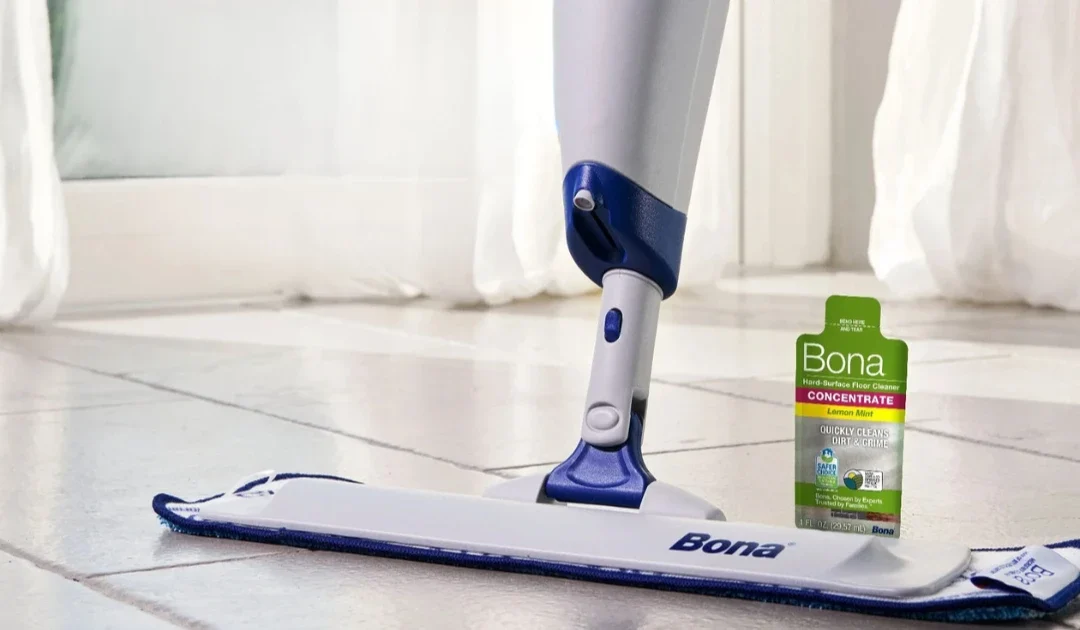 Bona Spray Mop Air for Multi-Surface Floors Kit  SOLO $9.97 Después de Walmart Cash (Reg $25)